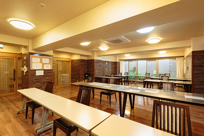 天白老人ホーム(施設紹介)写真：食堂</