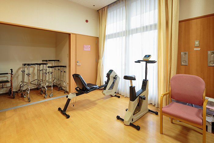 天白老人保健施設(施設紹介)写真：リハビリルーム